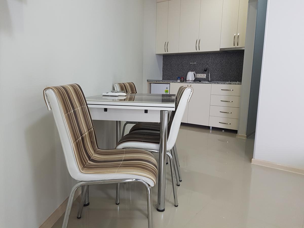 Apartment In Front Of Mcdonald'S Батуми Екстериор снимка