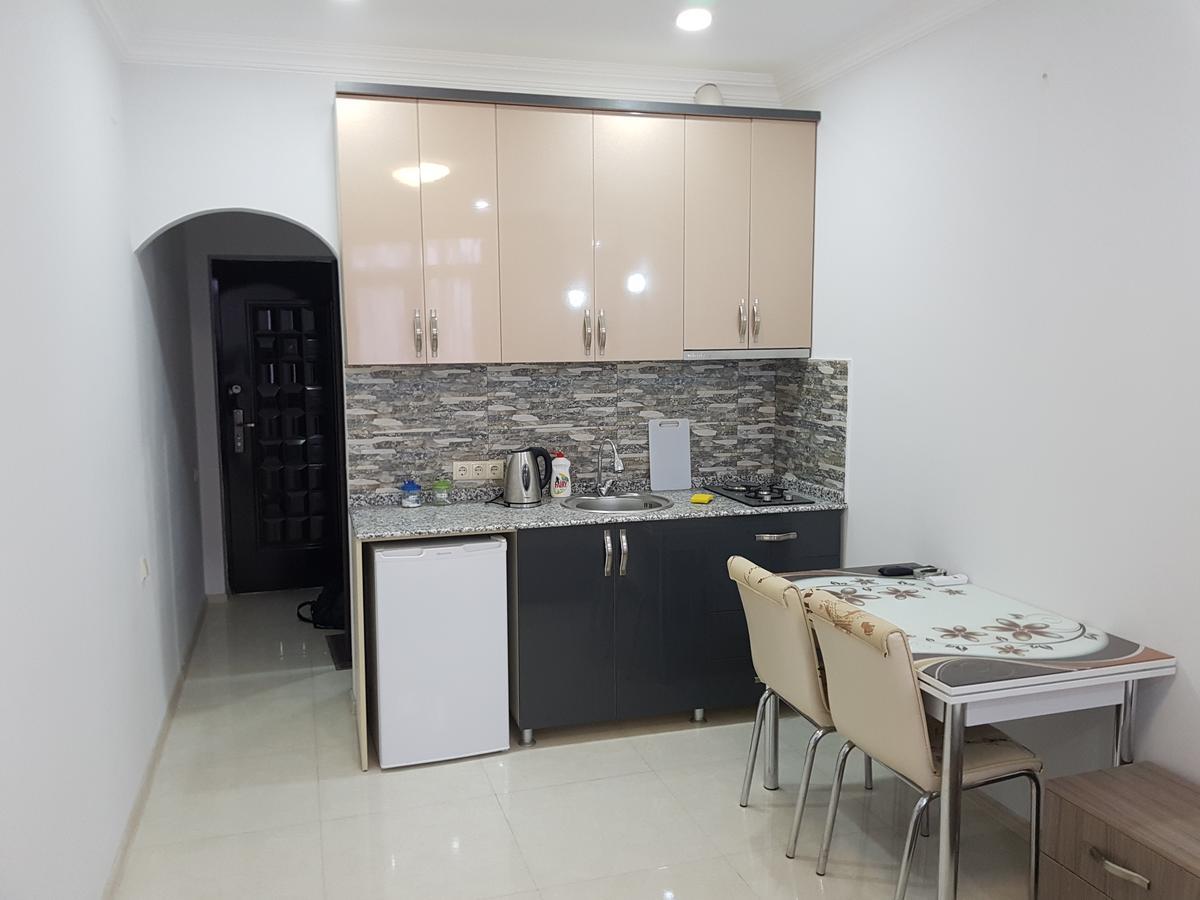Apartment In Front Of Mcdonald'S Батуми Екстериор снимка
