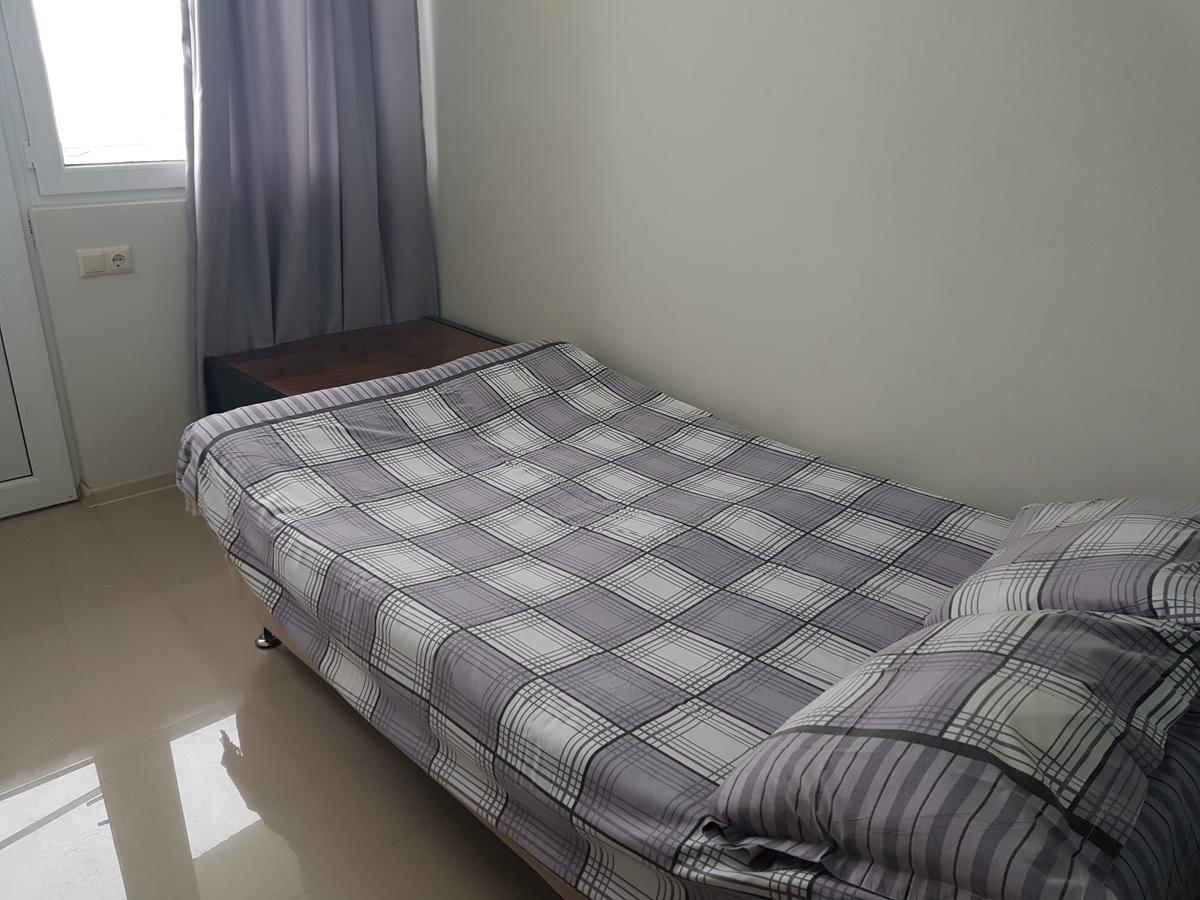 Apartment In Front Of Mcdonald'S Батуми Екстериор снимка
