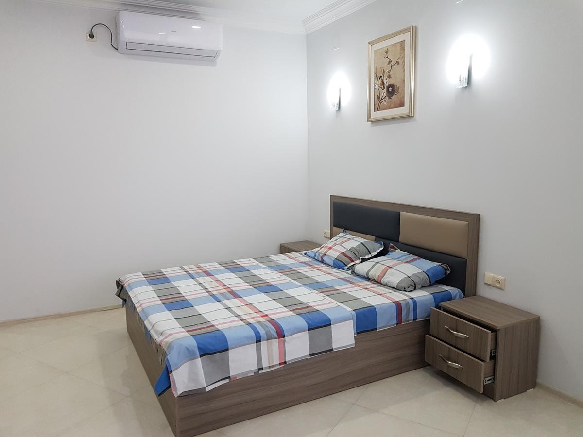 Apartment In Front Of Mcdonald'S Батуми Екстериор снимка