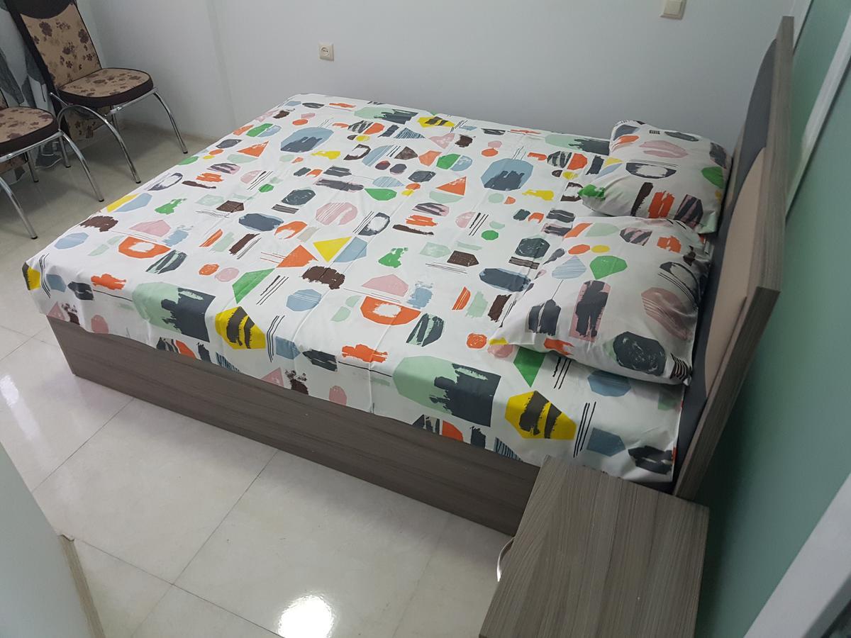Apartment In Front Of Mcdonald'S Батуми Екстериор снимка