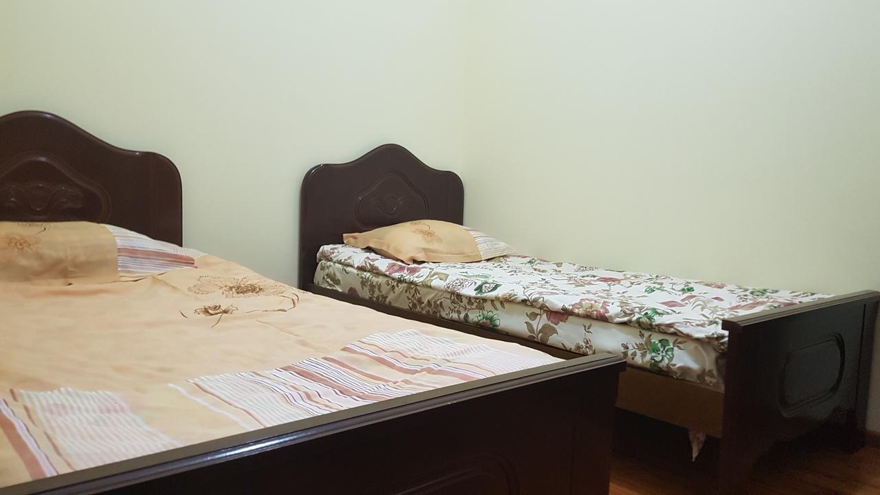 Apartment In Front Of Mcdonald'S Батуми Екстериор снимка